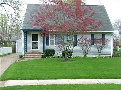 1st image of 681 Longfellow Dr