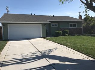 940 7th St, Ripon, CA 95366