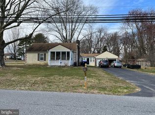 504 Weir Rd, Upper Chichester, PA 19014