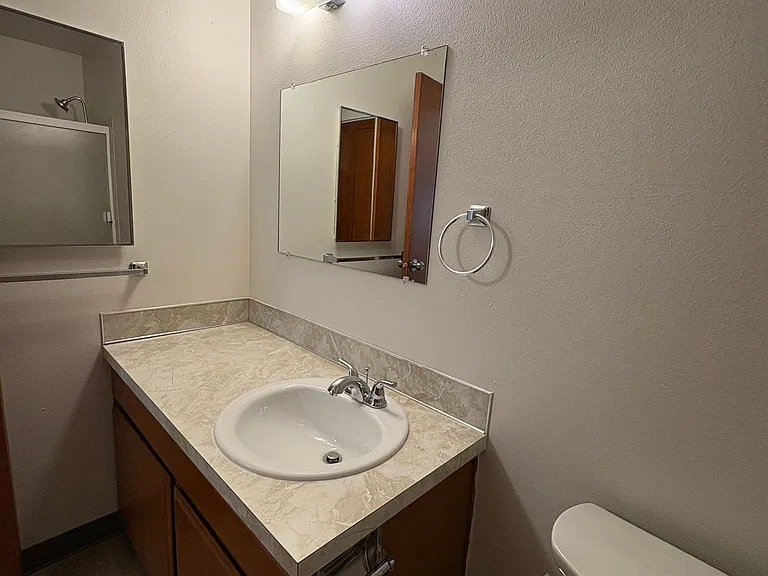 4875 SW Lombard Ave — Photo 14