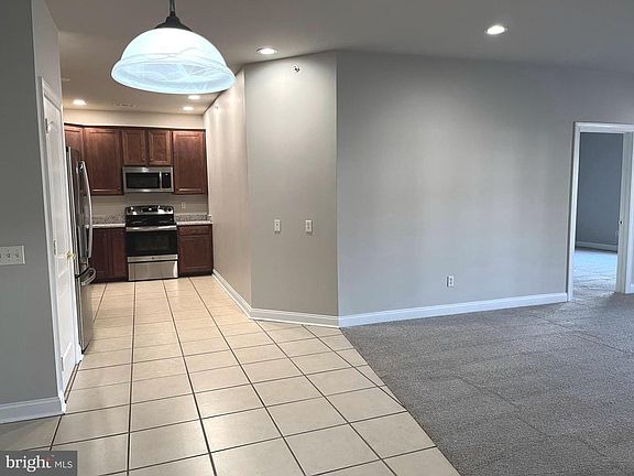 5th image of 1324 W Chester Pike Ste 113
