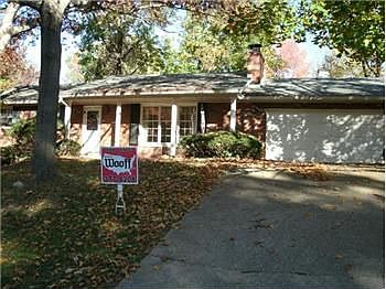 1st image of 434 Valley Dr
