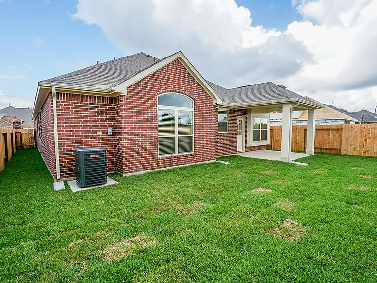 2206 Argos Dr — Photo 32