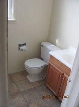 4th image of 151 N Higbee Ave