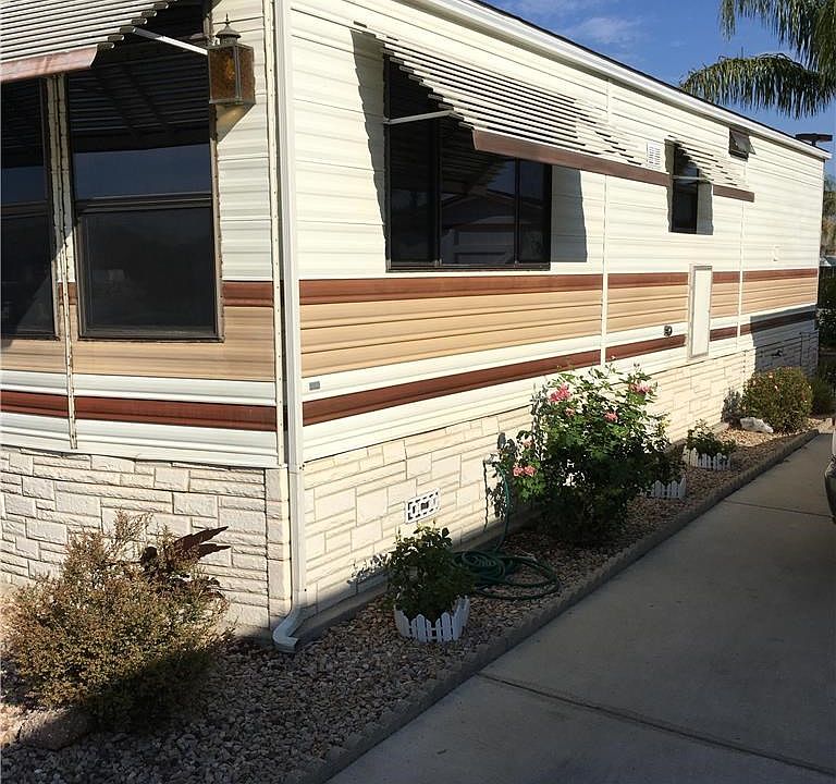 1st image of 1295 S Cawston Ave Space 239