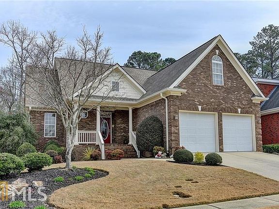2nd image of 339 Madison Park Dr