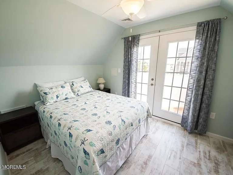 108 Jeanette Dr — Photo 9