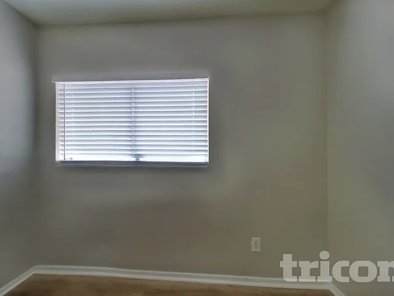 11514 W Wethersfield Rd — Photo 15