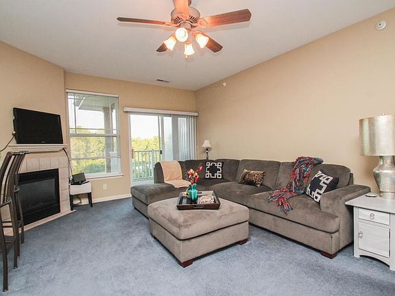 3rd image of N113W16241 Sylvan Cir Unit 210