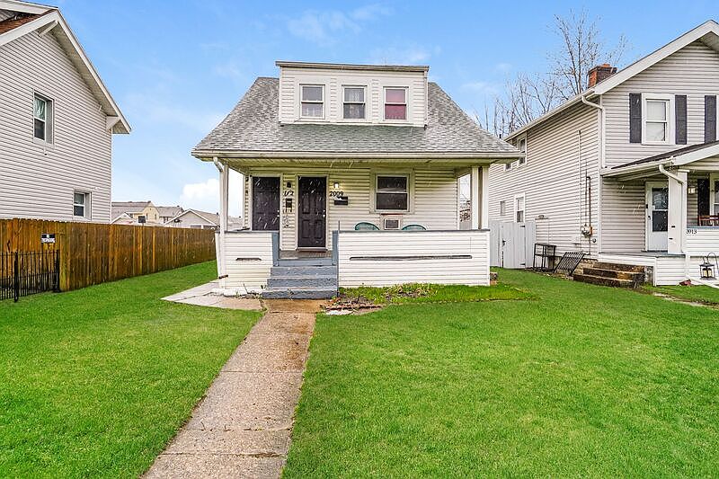 1st image of 2009 Sullivant Ave