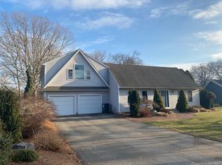 236 Maple Ave, Old Saybrook, CT 06475