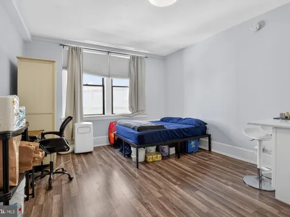 1324 Locust St APT 1118, Philadelphia, PA 19107