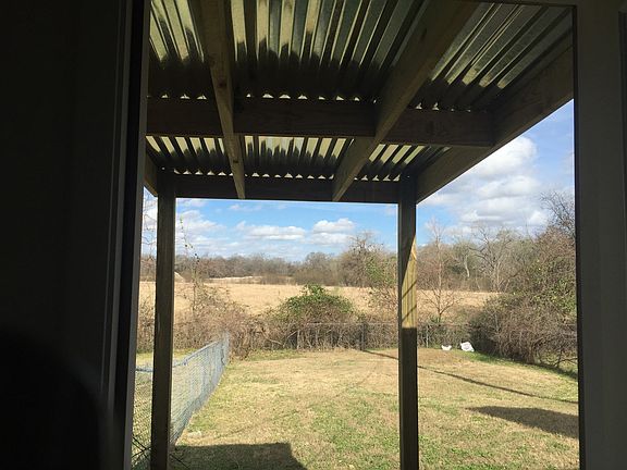 4th image of 2611 Pecan Knoll St #B