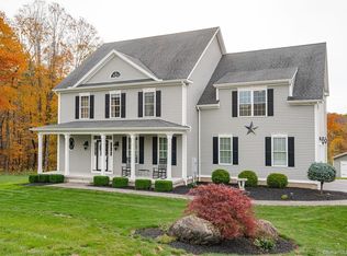 11 Hinman Meadow Rd, Burlington, CT 06013