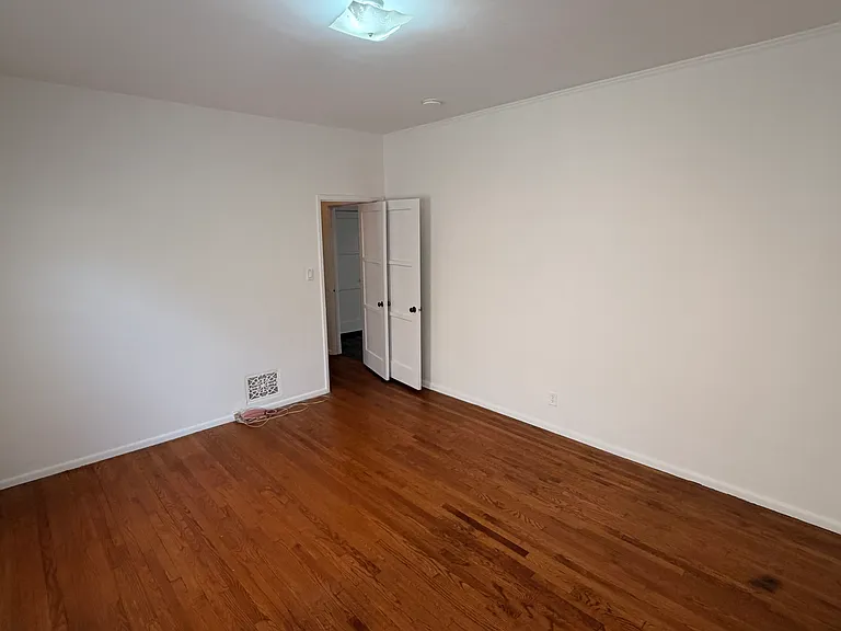 923 Ocean Ave #2 — Photo 3