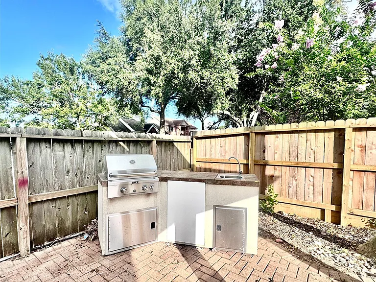 2123 Hollow Reef Cir — Photo 30