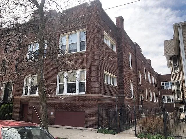 2840 N Albany Ave #1E — Photo 15