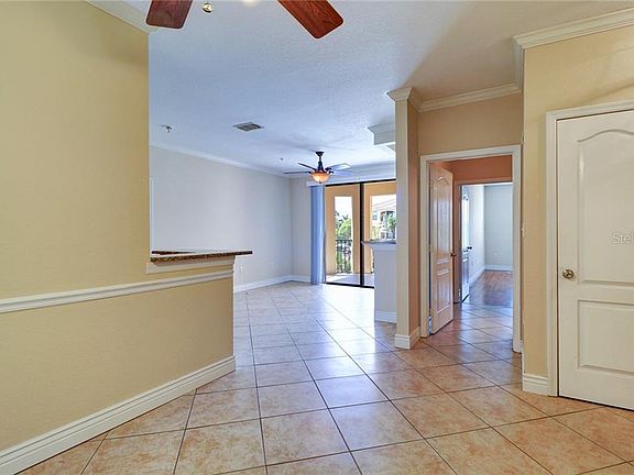 3rd image of 2724 Via Murano Unit 627