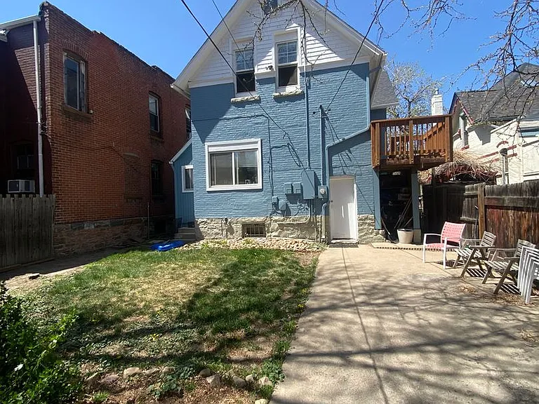 1334 N. Downing St — Photo 13