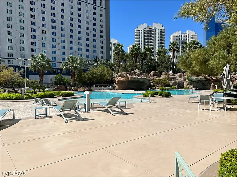 322 Karen Ave #805 — Photo 21
