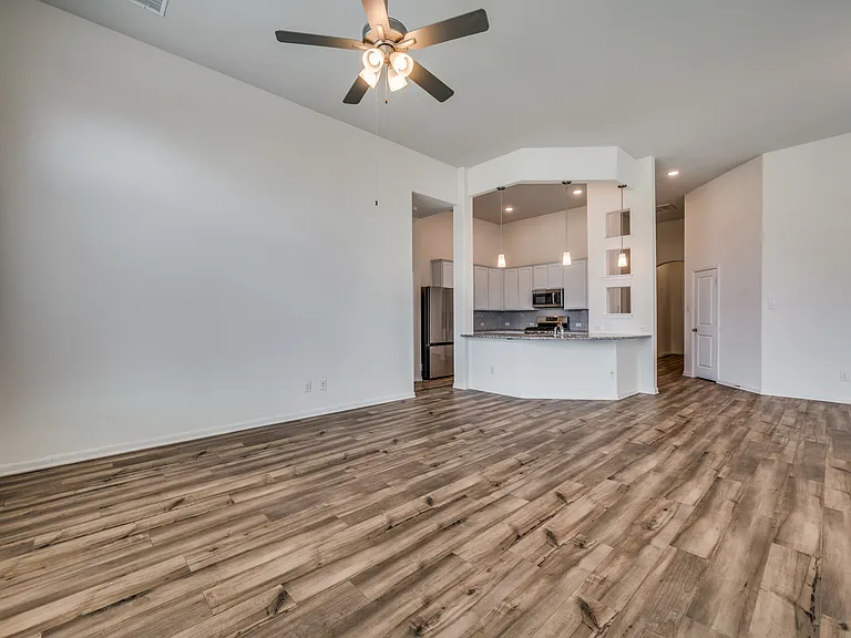 16309 Garden Dr — Photo 5
