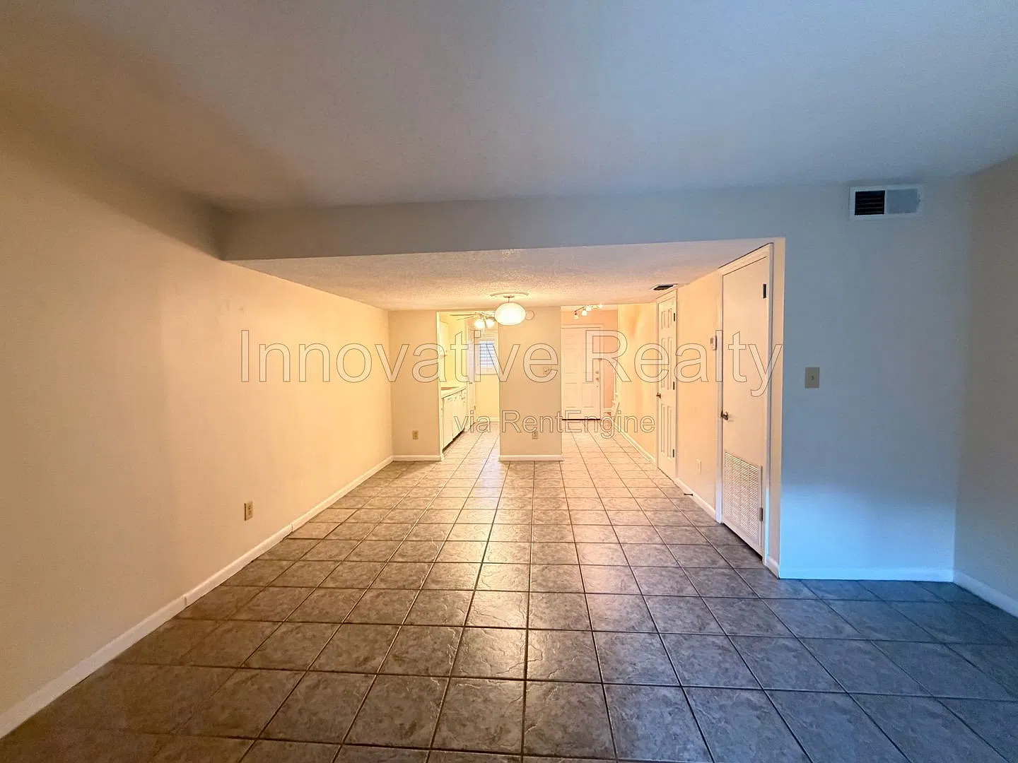 2 bed, 2.0 bath, 1152 sqft, $1,650 — Photo 3