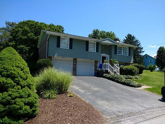 2nd image of 1 Hampshire Dr