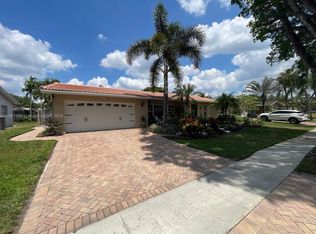 1721 NW 106th Ter, Pembroke Pines, FL 33026