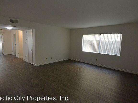 5th image of 7921 Stark Dr APT 7