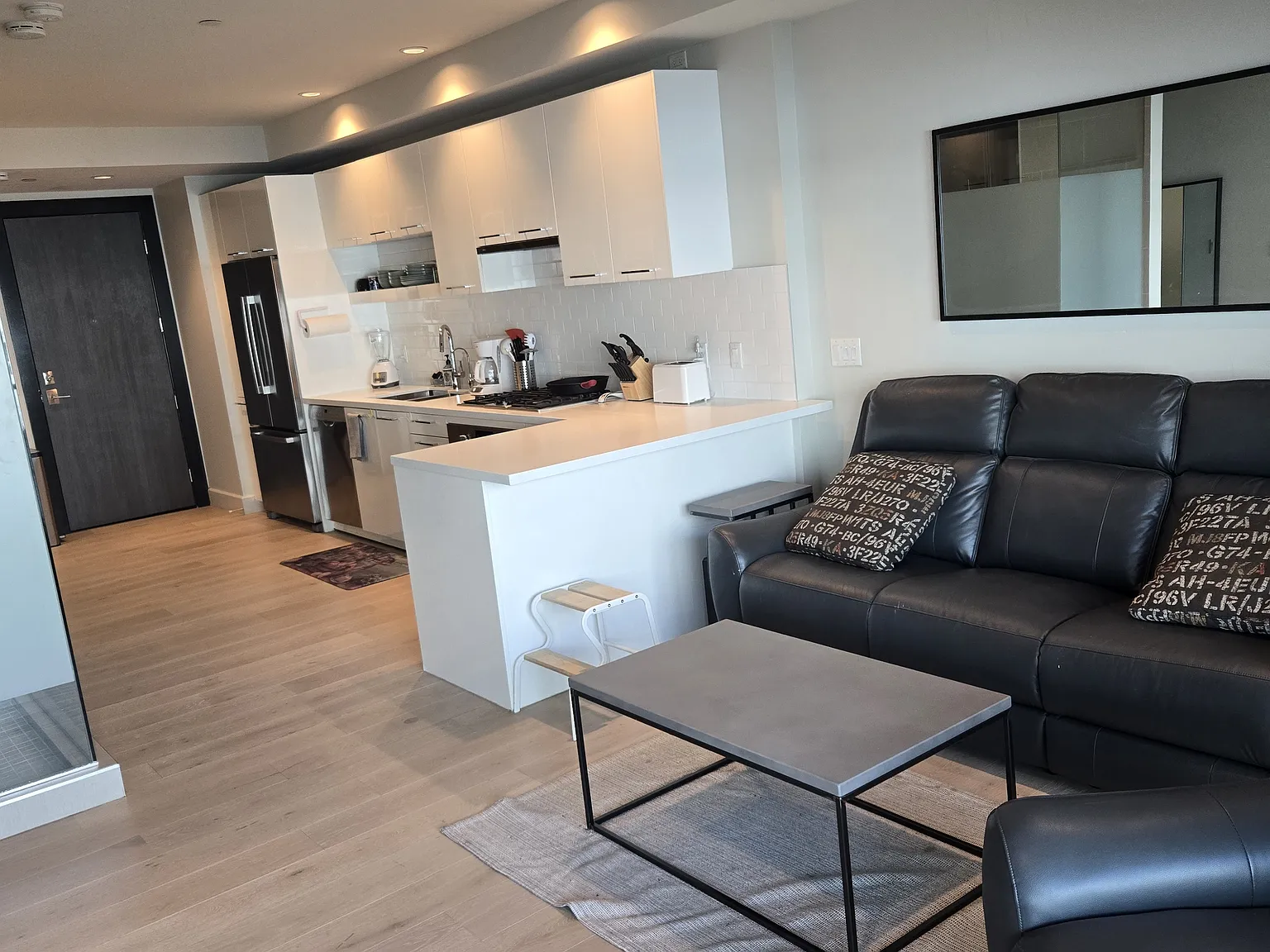 1 bed, 776 sqft, $2,750 — Photo 1