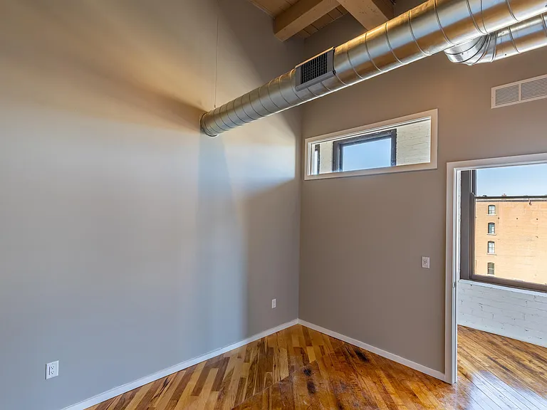116 N 4th St — Photo 5