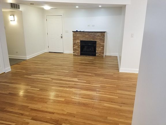 4th image of 6811 S Cornell Ave #Gn