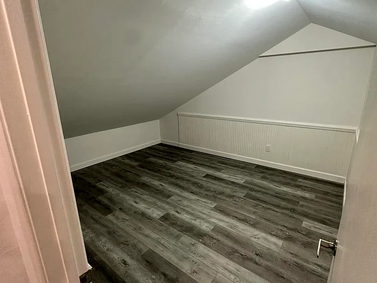 10300 Hidden Springs Ct — Photo 30