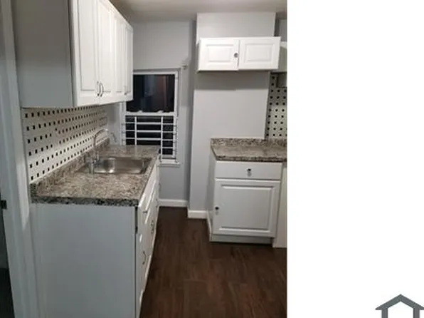 533 Beach 66th St, Far Rockaway, NY 11692
