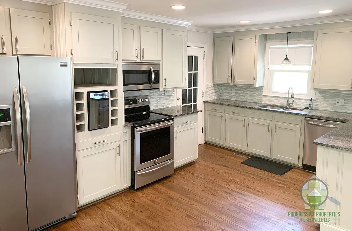 128 West Circle Avenue - 1 — Photo 4