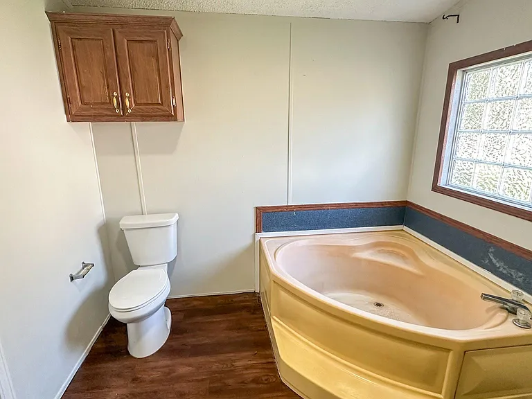 16487 Brittany Way — Photo 22