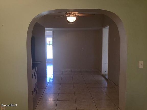 4th image of 1437 Virginia Dr