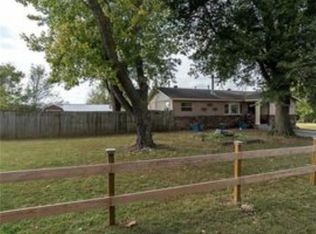 701 2nd Ave SW, Gravette, AR 72736