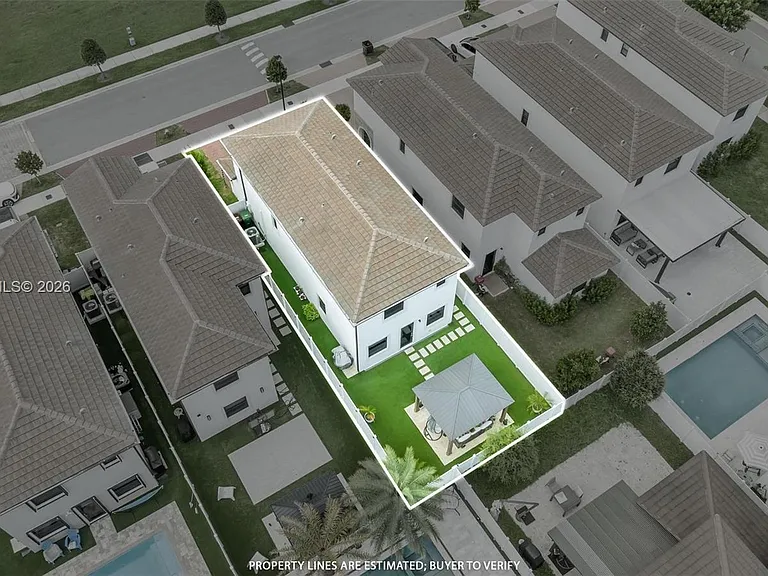 3538 W 108th St — Photo 52