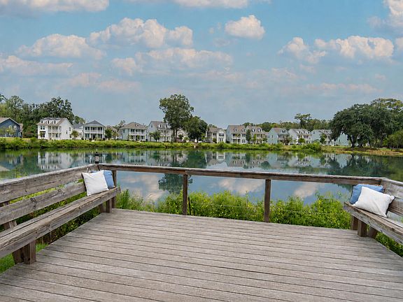 3rd image of 2185 Blue Bayou Blvd
