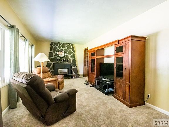 5th image of 2575 W Barberry Ln