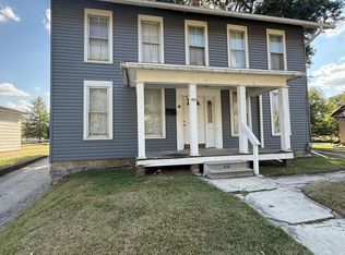 423 W Calhoun St, Macomb, IL 61455