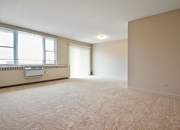 2nd image of 8720 Skokie Blvd APT 3H