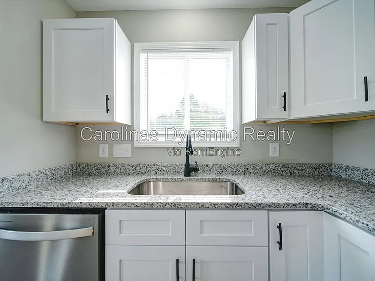 3702 Cardinal Bluff Ln — Photo 16