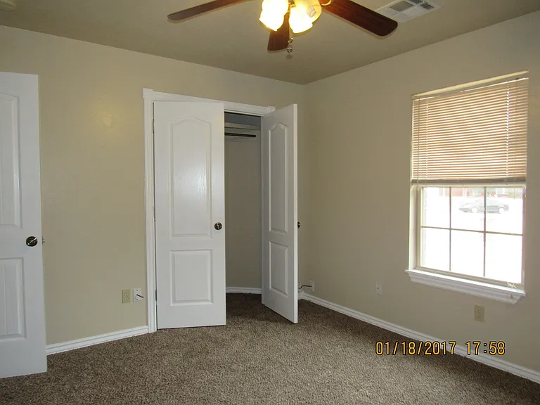 4424 NW Wolf Creek Blvd — Photo 18