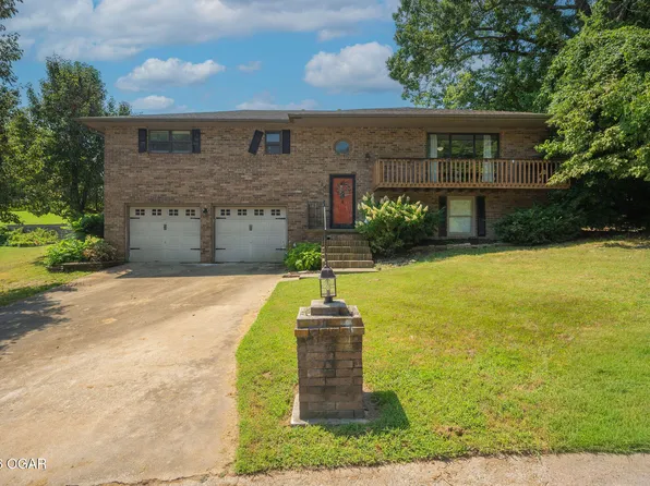 925 Canyon Dr, Neosho, MO 64850