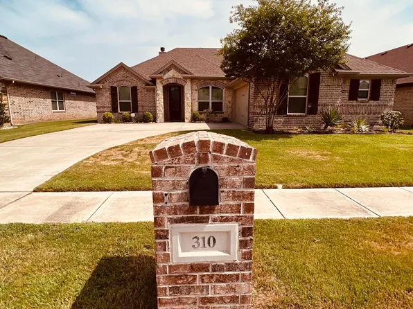 310 Oar Wood Dr, Granbury, TX 76049