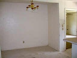 4th image of 509 Perry Dr