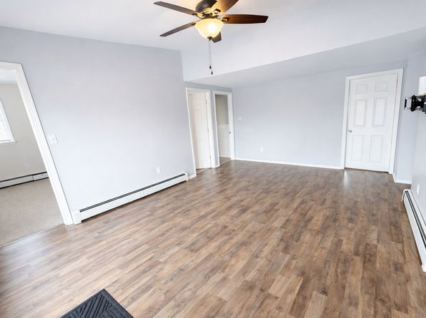 (undisclosed Address)