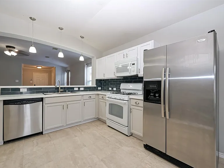 26611 Marble Falls Bnd — Photo 10
